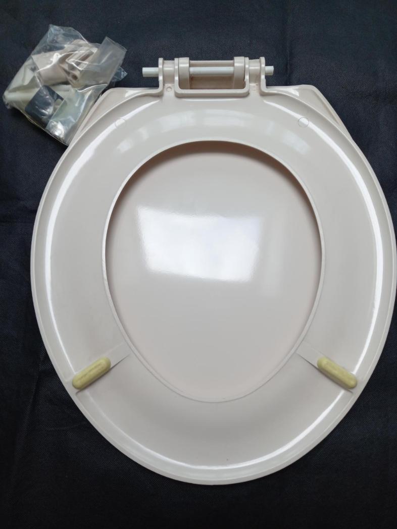 Toilet Seat Replacements Whisper Peach Colour UK PLASTICS